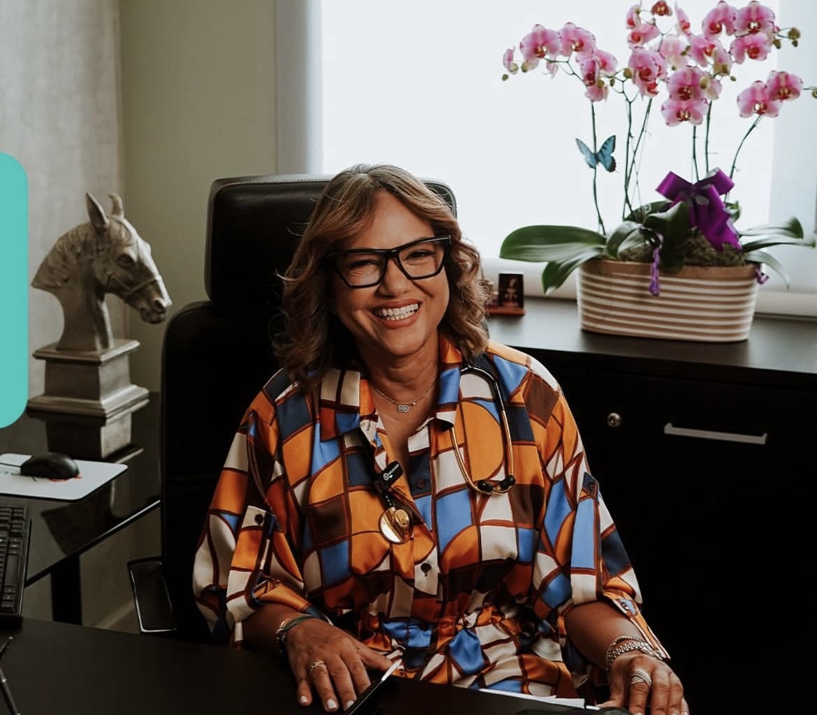 Dra. Evangelina Soler en su consultorio